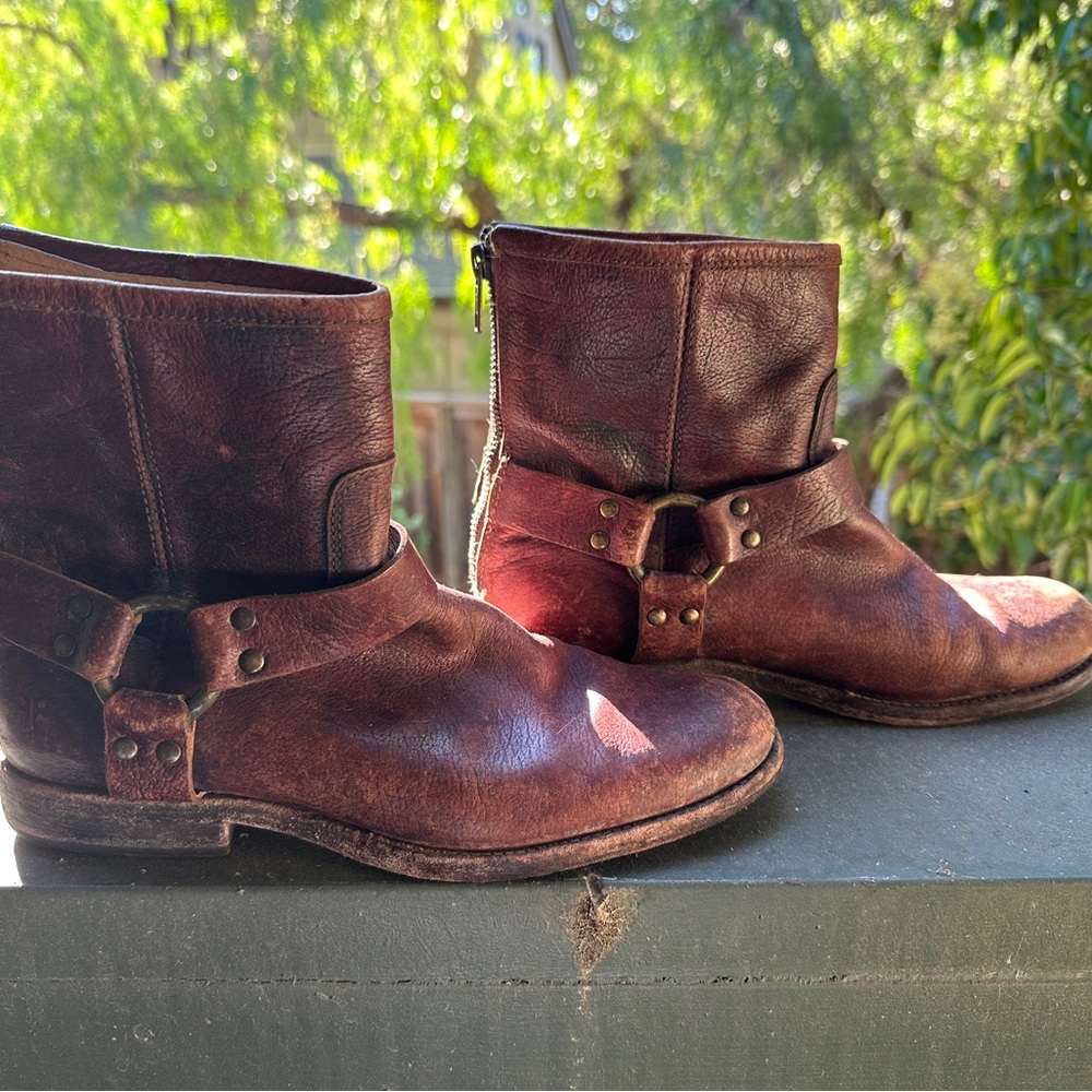 Frye 76871 Phillip Harness Women’s Dark Brown Leather Biker Moto Boots Size 8.5